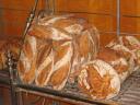 bread-display-in-au-levain-du-marais-jpg.jpg